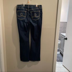 Seven7 Dark Wash Jeans Gold Trim.